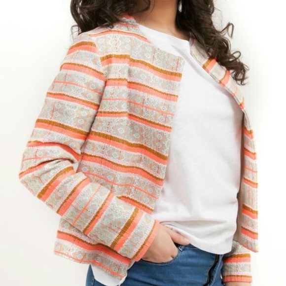 NWOT Vilagallo women’s rare tweed blazer